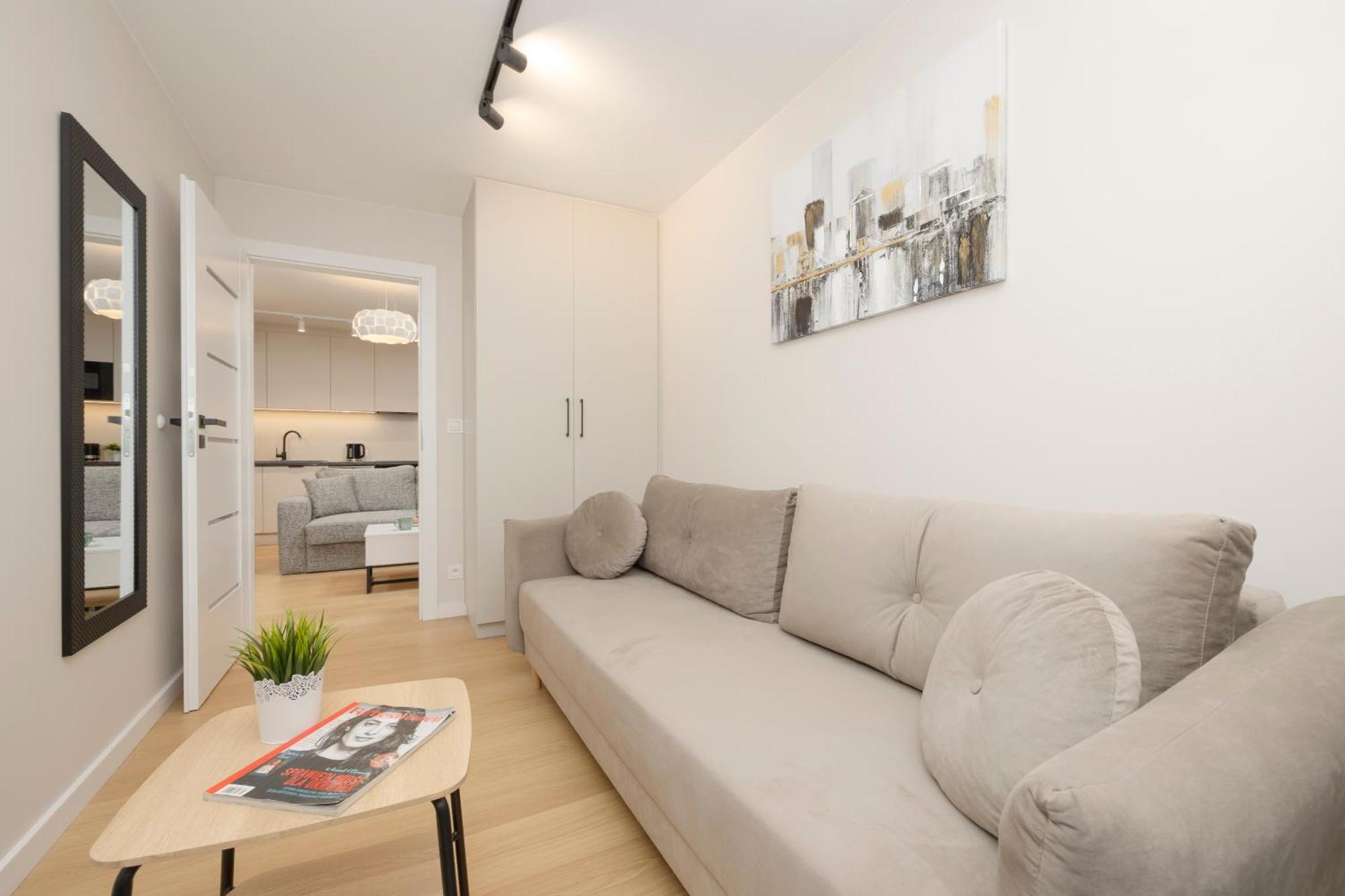 Comfortable Wola & Balcony By Renters Butas Warsaw